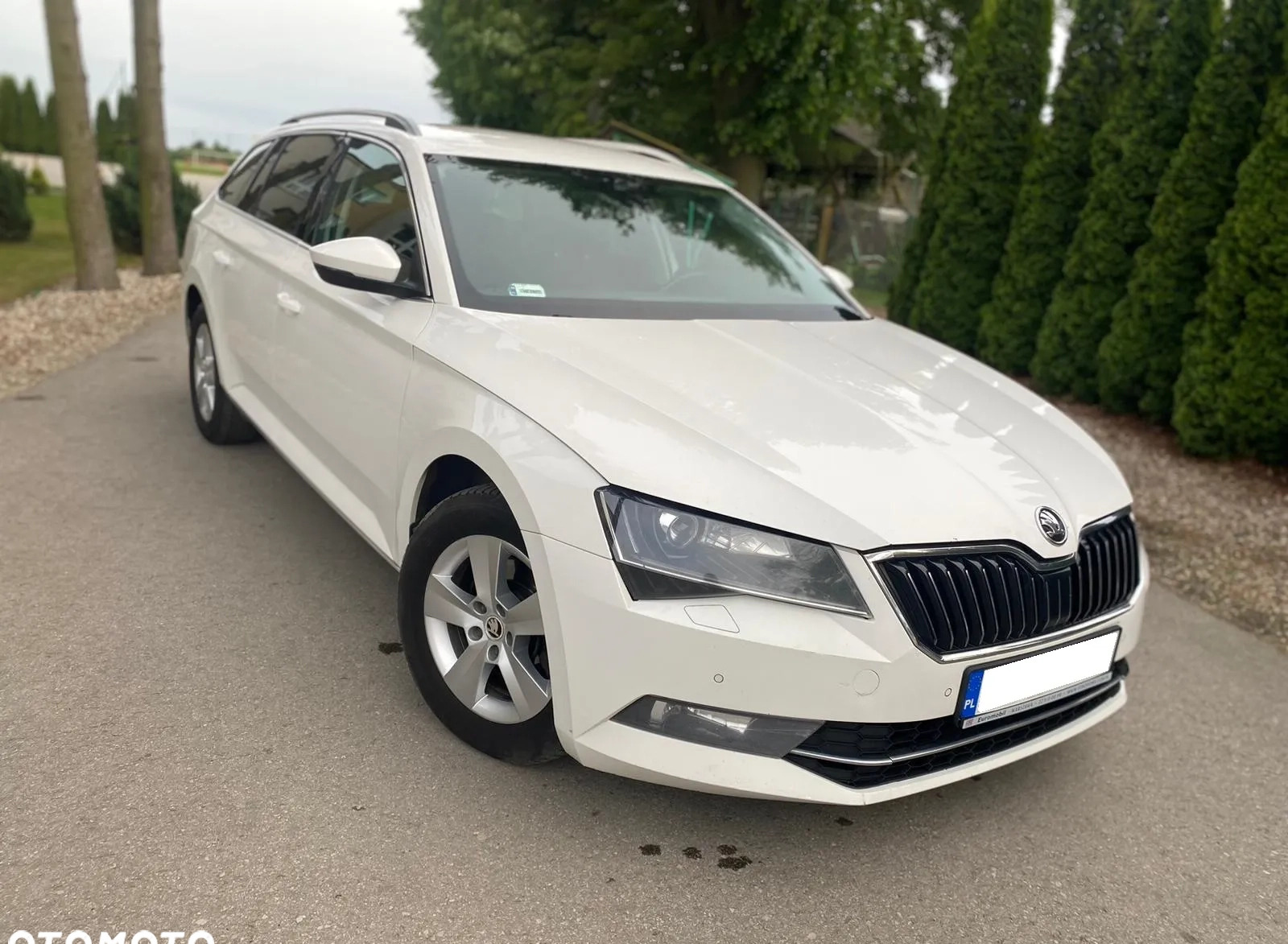 Skoda Superb cena 47500 przebieg: 369000, rok produkcji 2016 z Nowe Brzesko małe 56